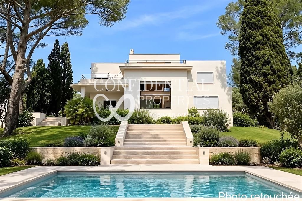 Estate in Port Grimaud, Grimaud, Provence-Alpes-Côte d'Azur 1 - 16796157