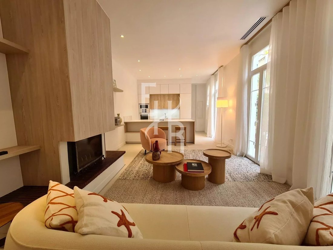 Townhouse in Cannes, Provence-Alpes-Côte d'Azur, France 3 - 18872068