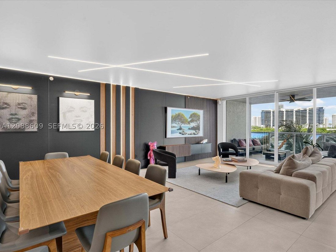 Condominio a Golden Beach, Florida, Stati Uniti 1 - 18873930