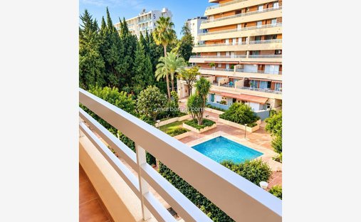 Penthouse in Marbella, Andalusia, Spain 1