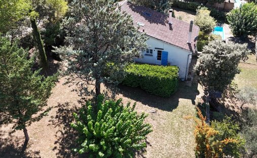 House in Correns, Provence-Alpes-Côte d'Azur, France 1
