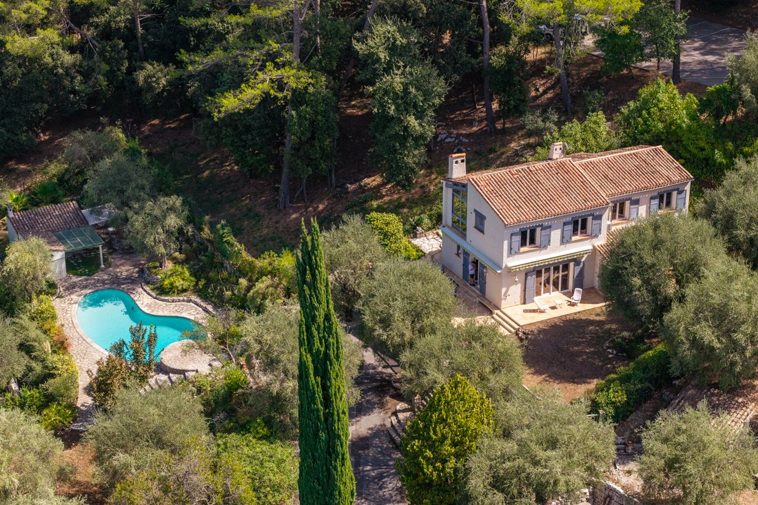 Villa a Centre du Village, La Colle-sur-Loup, Francia 1 - 18872540