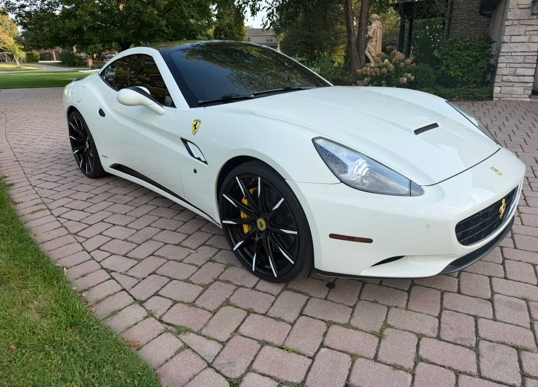 Cabriolet in Roselle, IL, United States 3 - 18871837