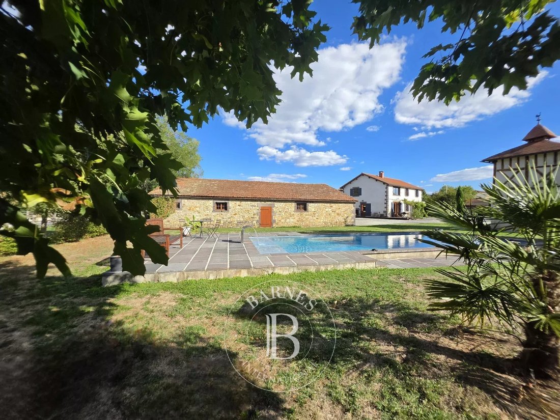 Domaine à Maringues, Auvergne-Rhône-Alpes, France 4 - 18875060