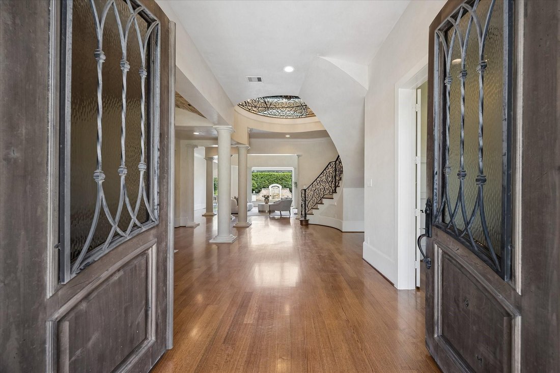 House in Houston, Texas, United States 4 - 18874468