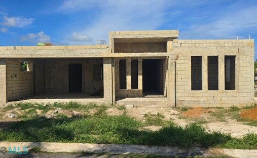House in Jobos, Isabela, Puerto Rico 1