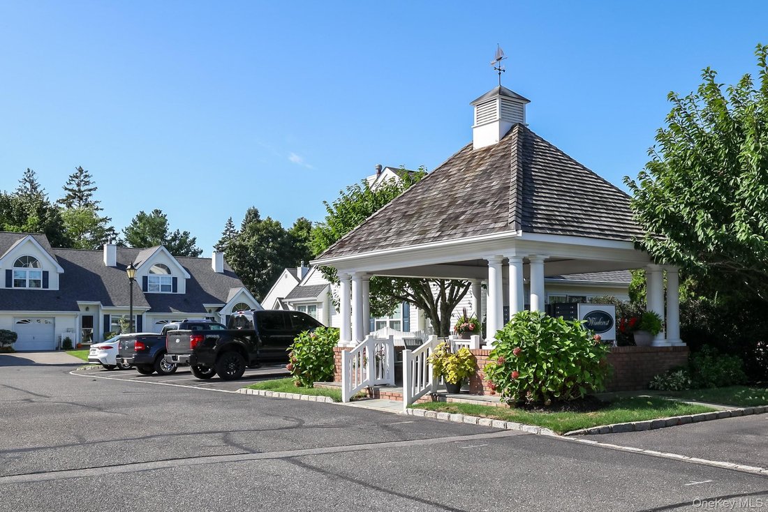 Condominio a Bay Shore, New York, Stati Uniti 4 - 18872898