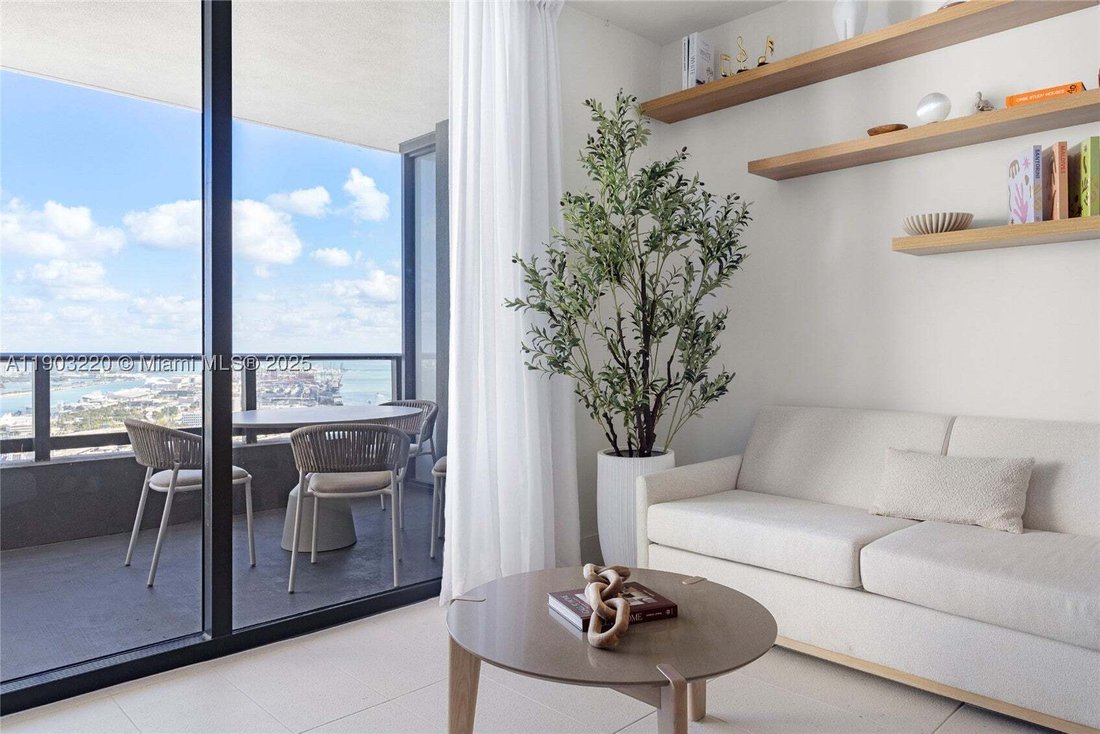 Condo in Miami, Florida, United States 1 - 16638498
