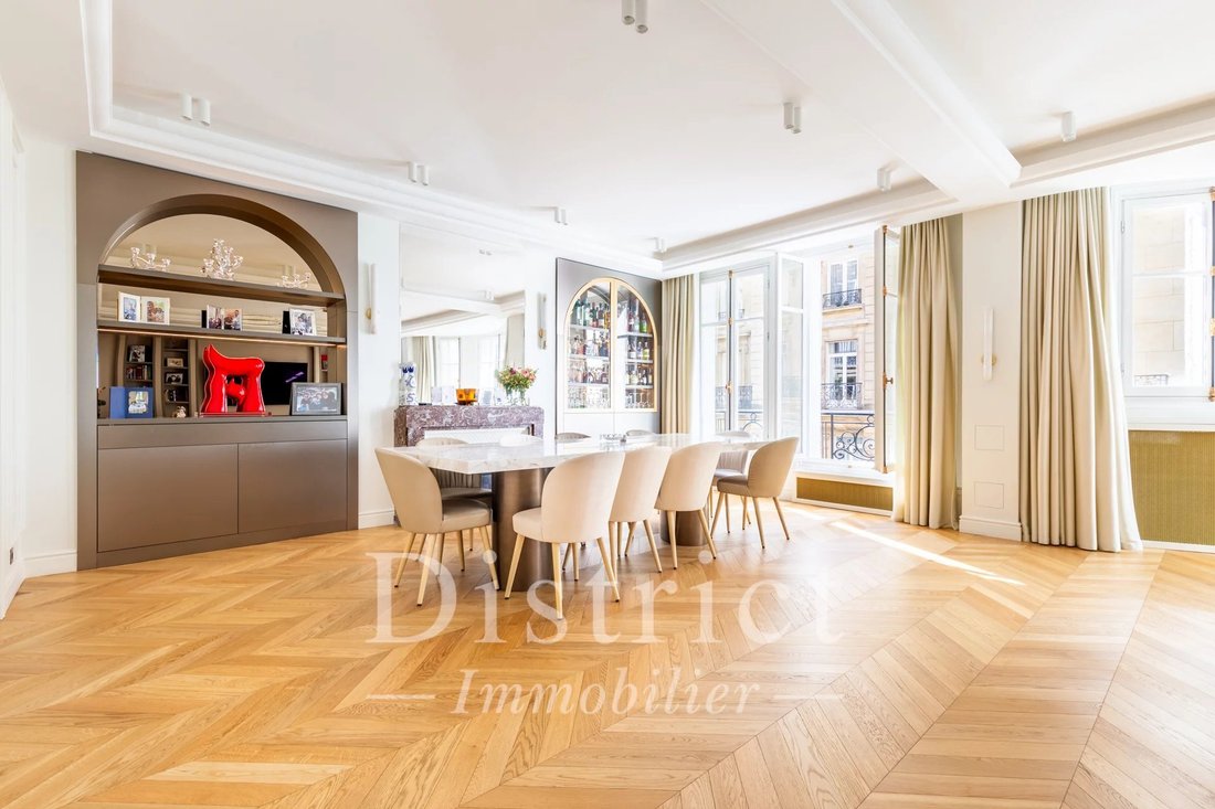 Wohnung in Hoche-Friedland, Paris 8e Arrondissement, Paris 5 - 18872204