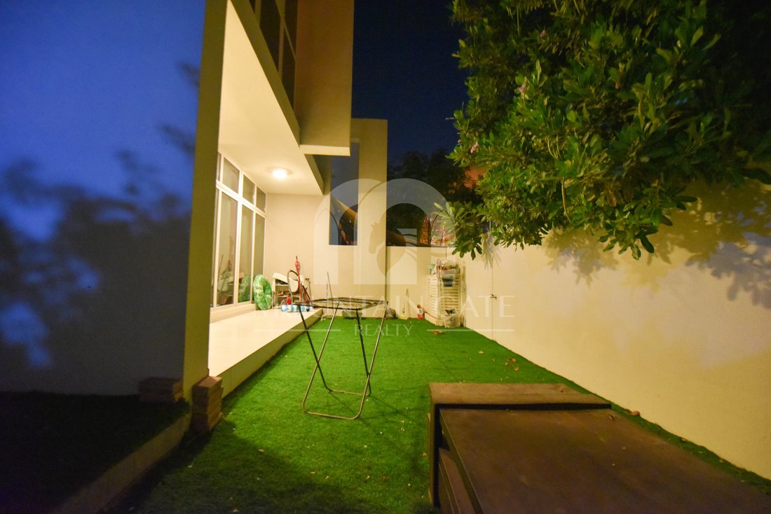 Townhouse en Damac Hills 2, Dubái, Emiratos Árabes Unidos 5 - 18872424