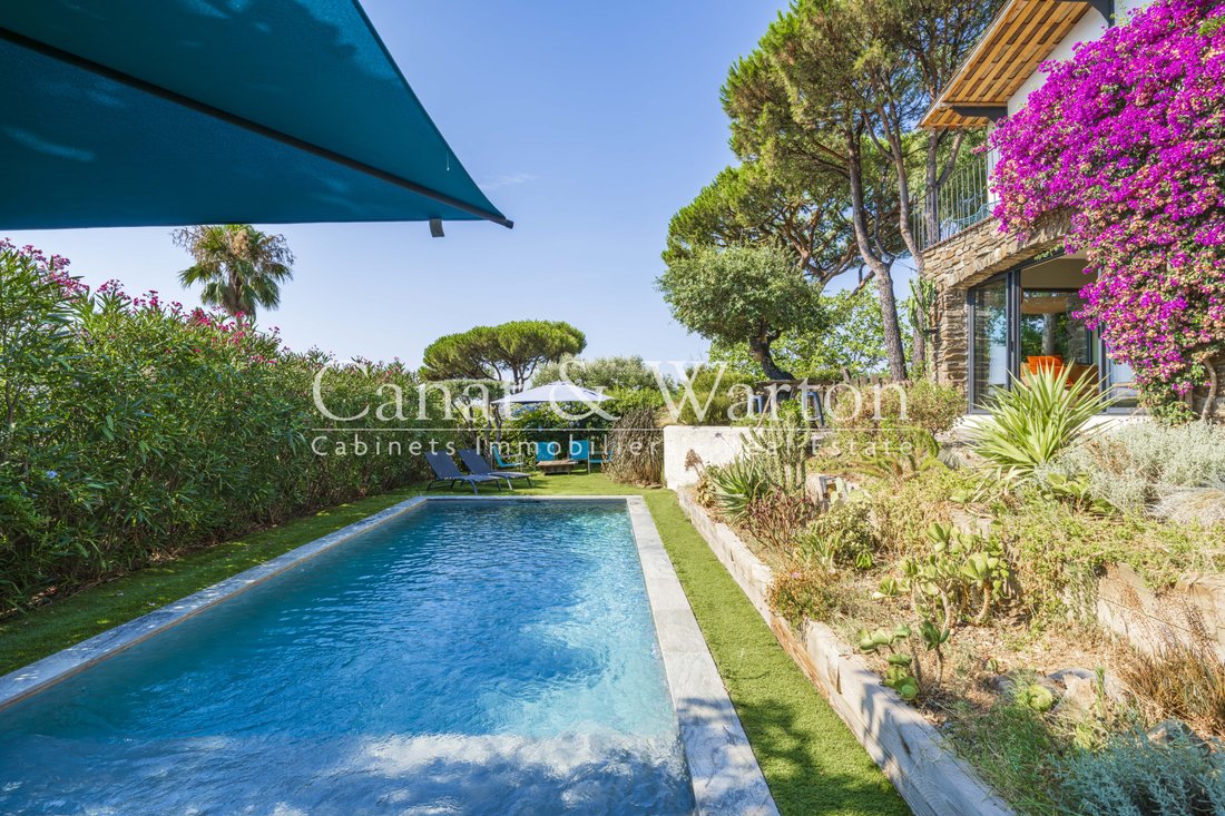 Villa en Sud, Cavalaire-sur-Mer, Francia 1 - 18423995