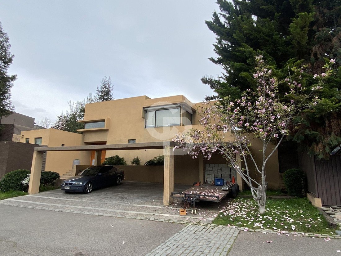 House in Lo Barnechea, Santiago Metropolitan Region, Chile 1 - 18873026