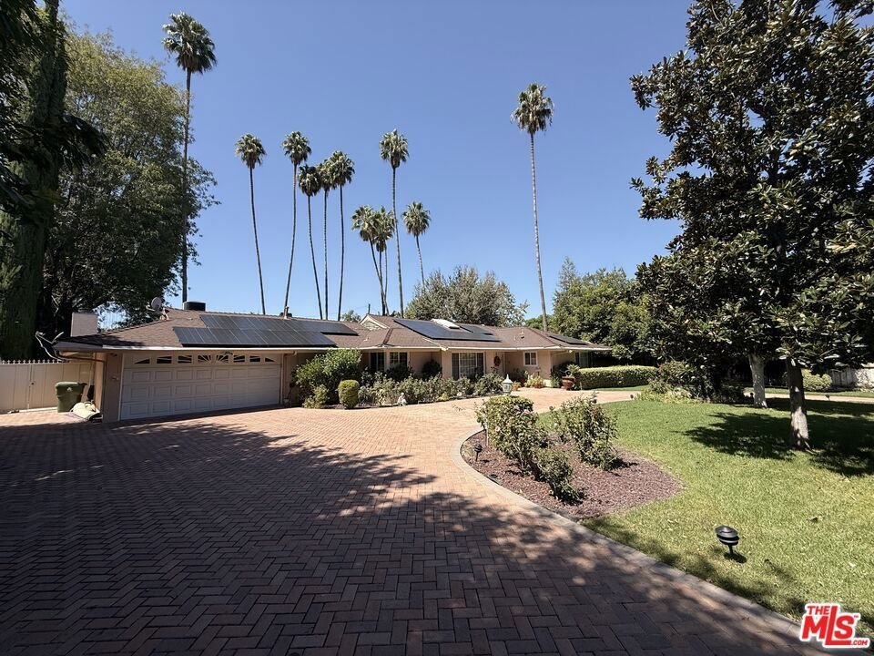 House in Los Angeles, California, United States 1 - 18870703