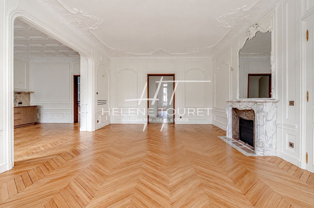 Apartment in Invalides, Paris 7e Arrondissement, Paris 4 - 18872406
