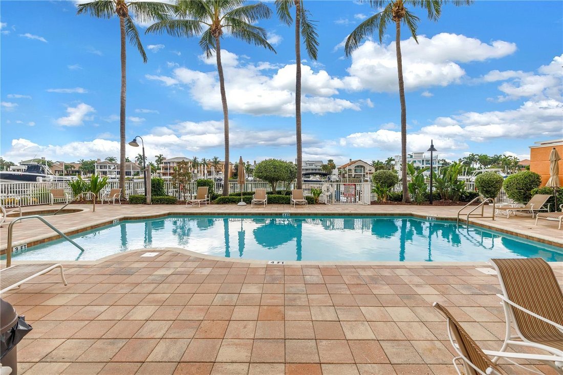 Condominio a St. Petersburg, Florida, Stati Uniti 3 - 18870841