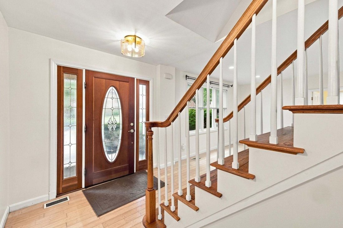 Casa a Newton, Massachusetts, Stati Uniti 3 - 18874862