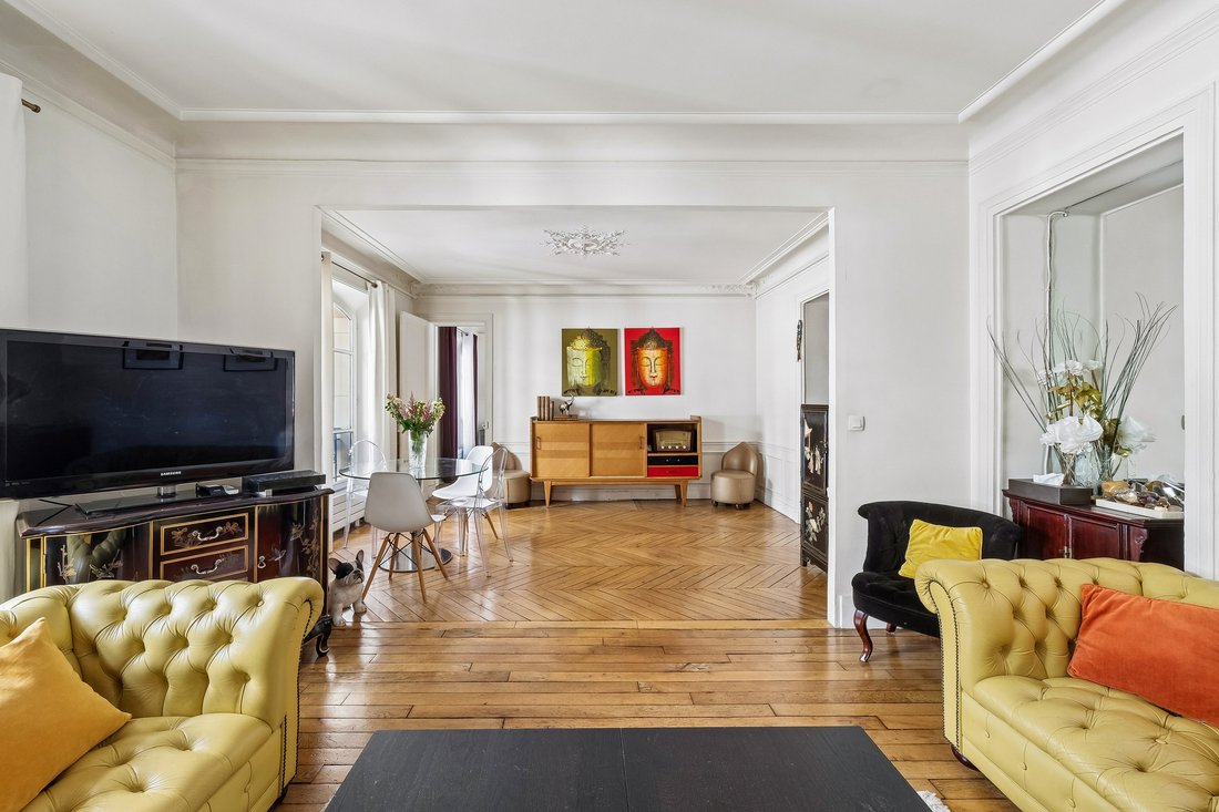 Apartment in Porte Dauphine, Paris 16e Arrondissement, Paris 2 - 18872603