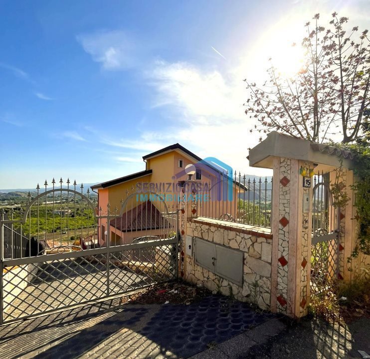 Villa in Taormina, Sicily, Italy 1 - 14428777