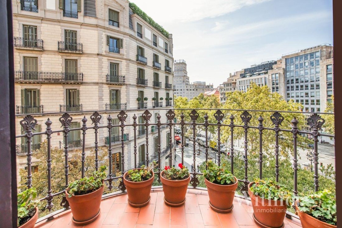 Appartamento a Eixample, Barcellona, Spagna 1 - 18830840