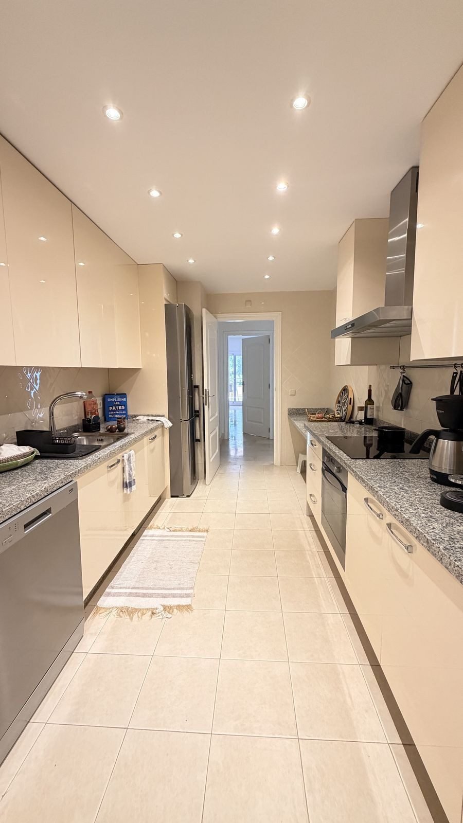 Apartamento en Elviria-Cabopino, Marbella, España 5 - 18871593