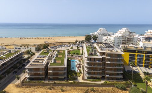 Apartamento en Quarteira, Algarve, Portugal 1