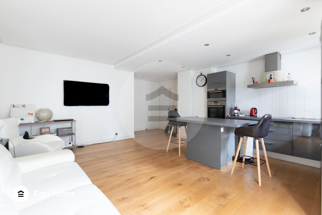 Apartment in La Plaine des Sablons, Neuilly-sur-Seine, France 2 - 18872132