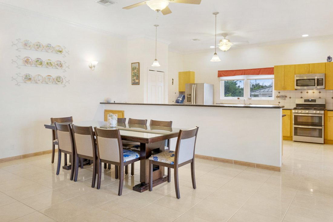 House in Freeport, Freeport, The Bahamas 4 - 18872050