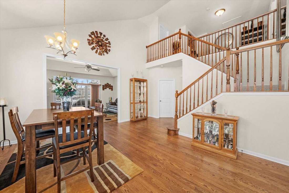 Townhouse in Lemont, Illinois, United States 4 - 18874016