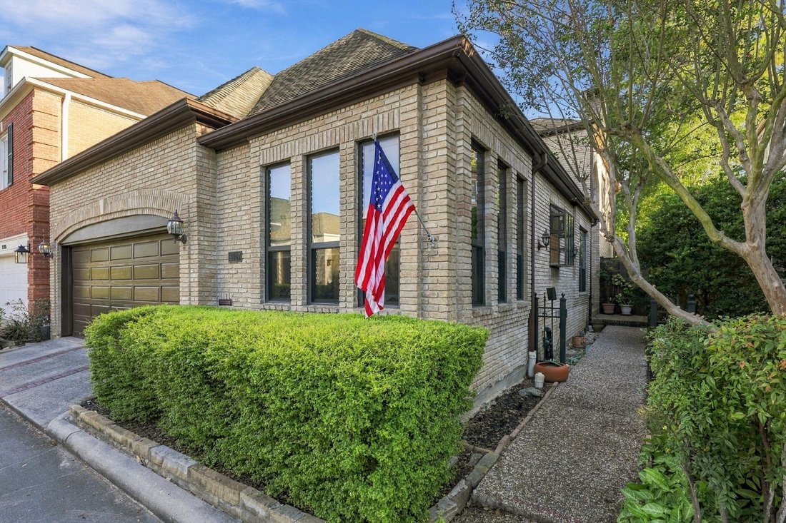 House in Houston, Texas, United States 3 - 18874512