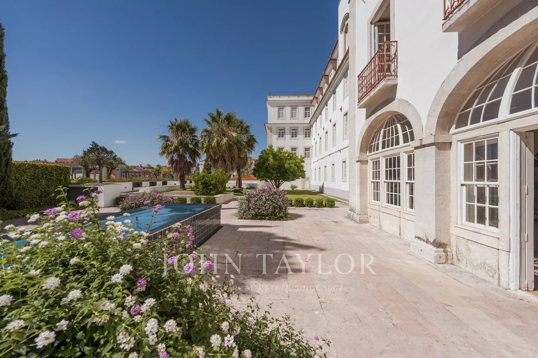 Apartment in Santo Antonio, Lisbon, Portugal 3 - 18872149