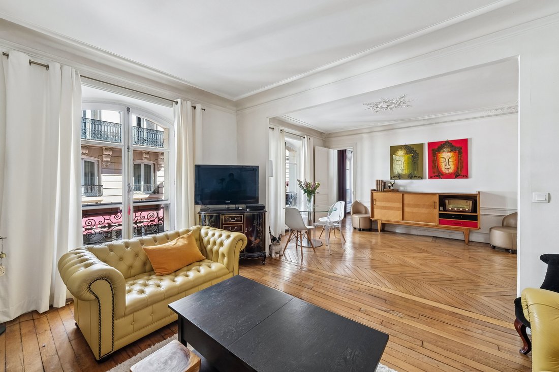 Apartment in Porte Dauphine, Paris 16e Arrondissement, Paris 1 - 18872603