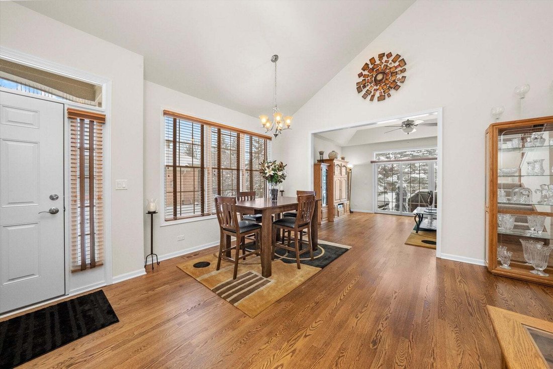 Townhouse in Lemont, Illinois, United States 3 - 18874016