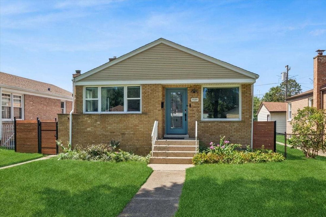 House in Skokie, Illinois, United States 1 - 18874030