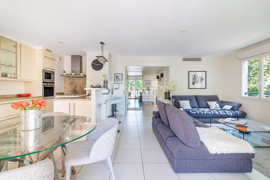 Apartment in Saint Nicolas, Cannes, France 3 - 18871909