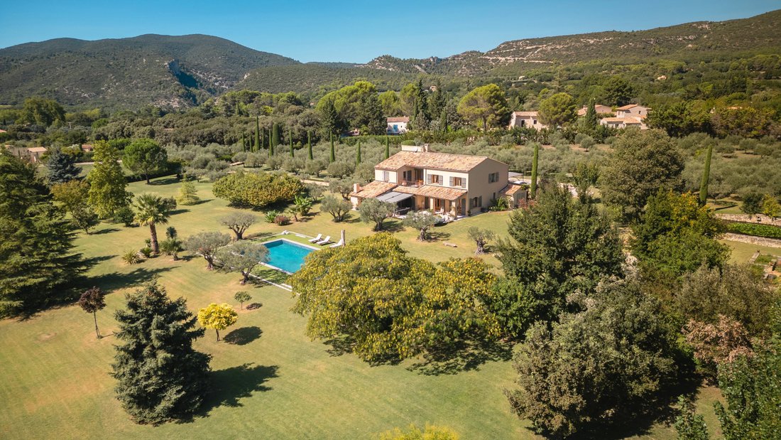 Casa en Lourmarin, Provenza-Alpes-Costa Azul, Francia 1 - 18871217