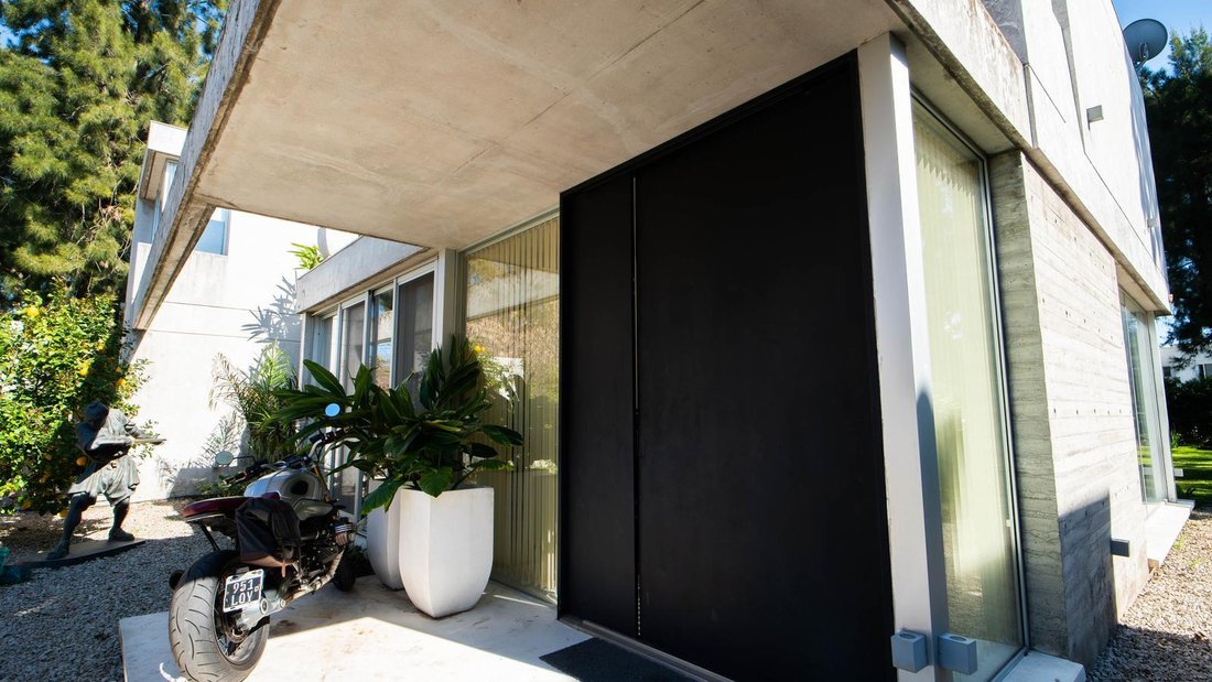 House in Benavidez, Buenos Aires Province, Argentina 3 - 18871554