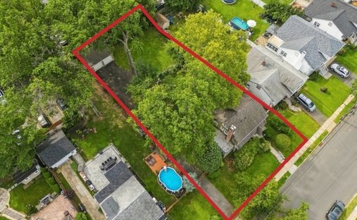 House in Elizabeth, New Jersey, United States 1