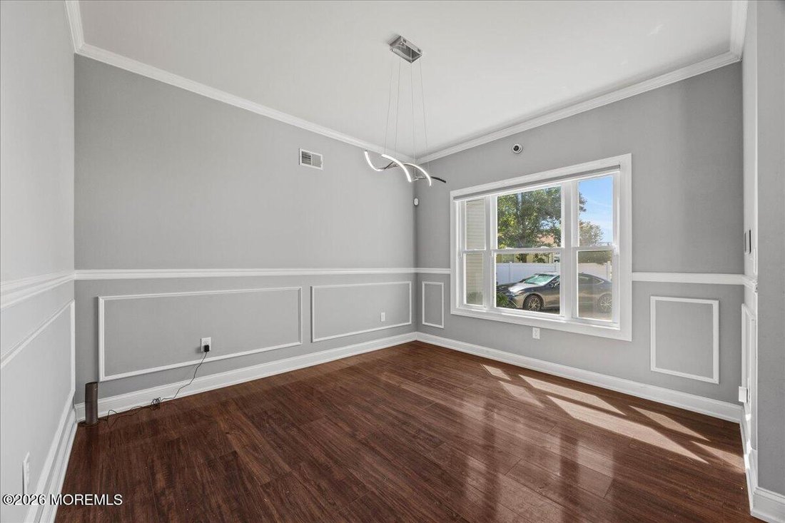 House in Union Beach, New Jersey, United States 4 - 18870551