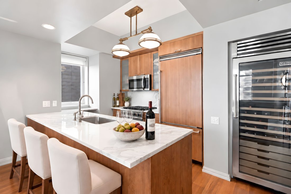 Condo in New York, New York, United States 5 - 18875196
