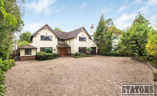 House in Ferney Hill, Enfield, England 1