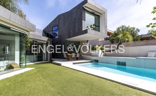 House in Sant Cugat del Valles, Catalonia, Spain 1