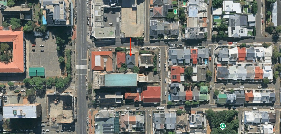 House in Sea Point, Atlantic Seaboard, Cape Town 2 - 18875753