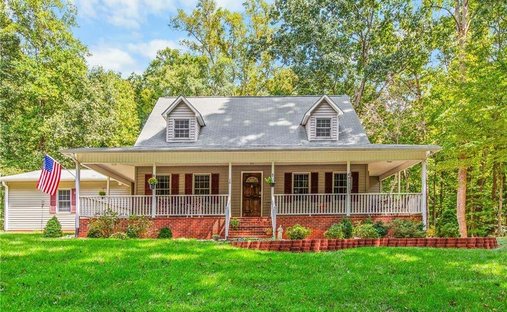 House in Yadkinville, North Carolina, United States 1