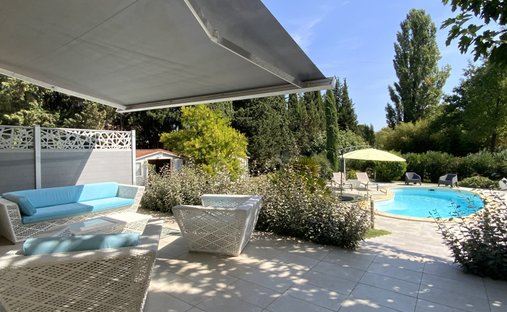 Casa en Uzès, Occitania, Francia 1