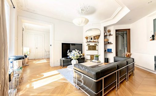 Apartment in Mairie, Paris 8e Arrondissement, Paris 1