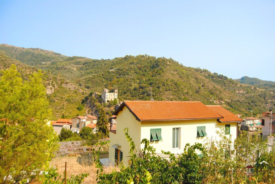 Villa in Dolceacqua, Liguria, Italy 1 - 15514469