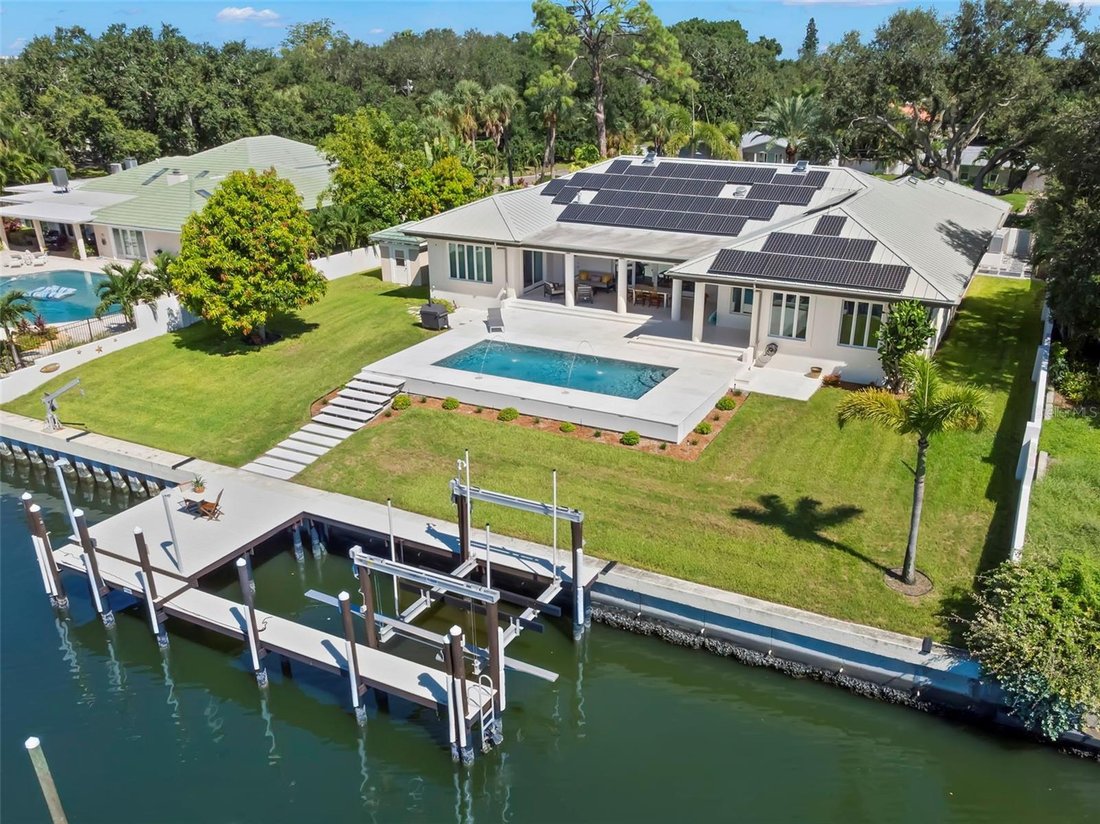 House in St. Petersburg, Florida, United States 1 - 18873372
