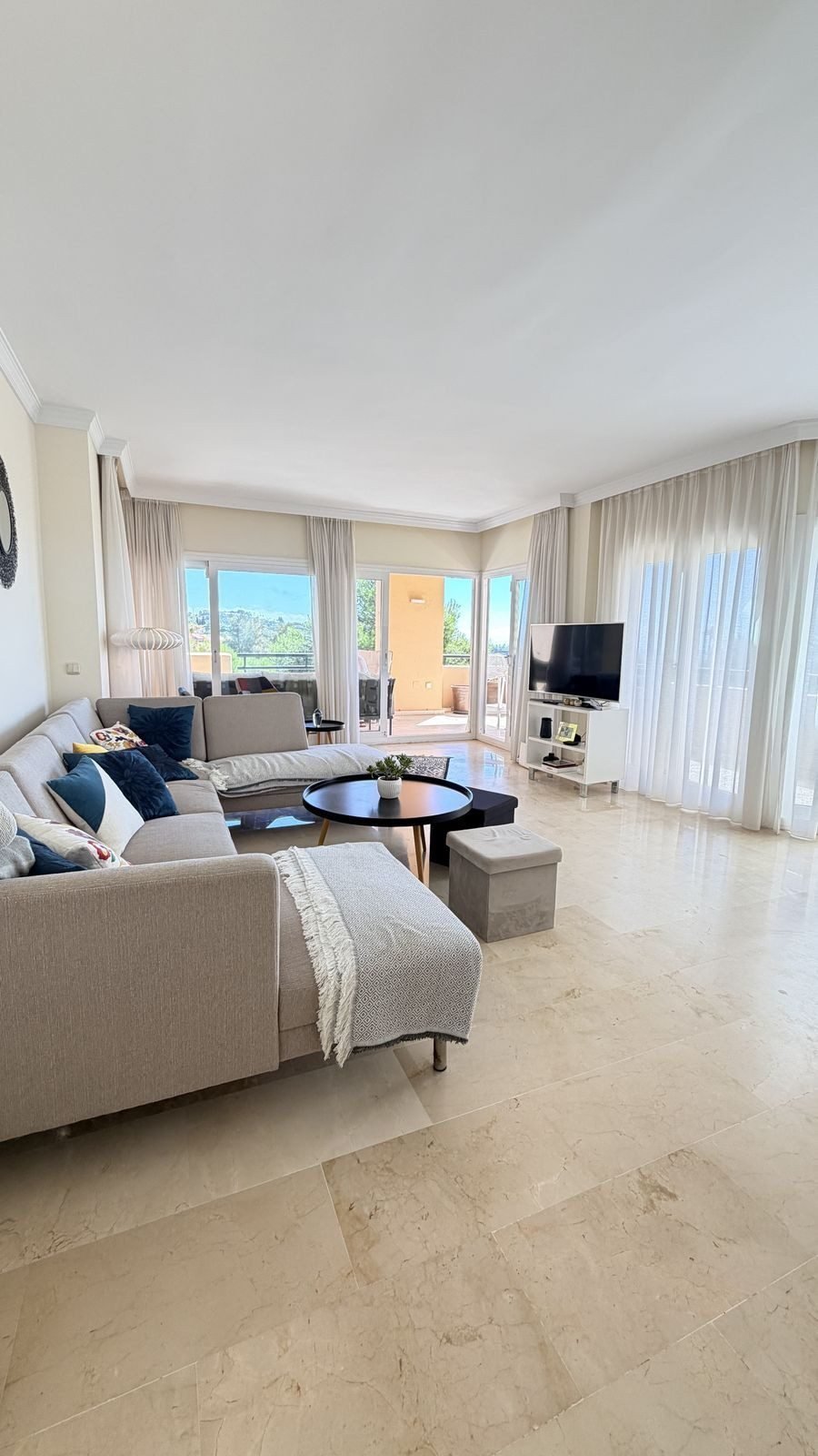 Apartamento en Elviria-Cabopino, Marbella, España 2 - 18871593