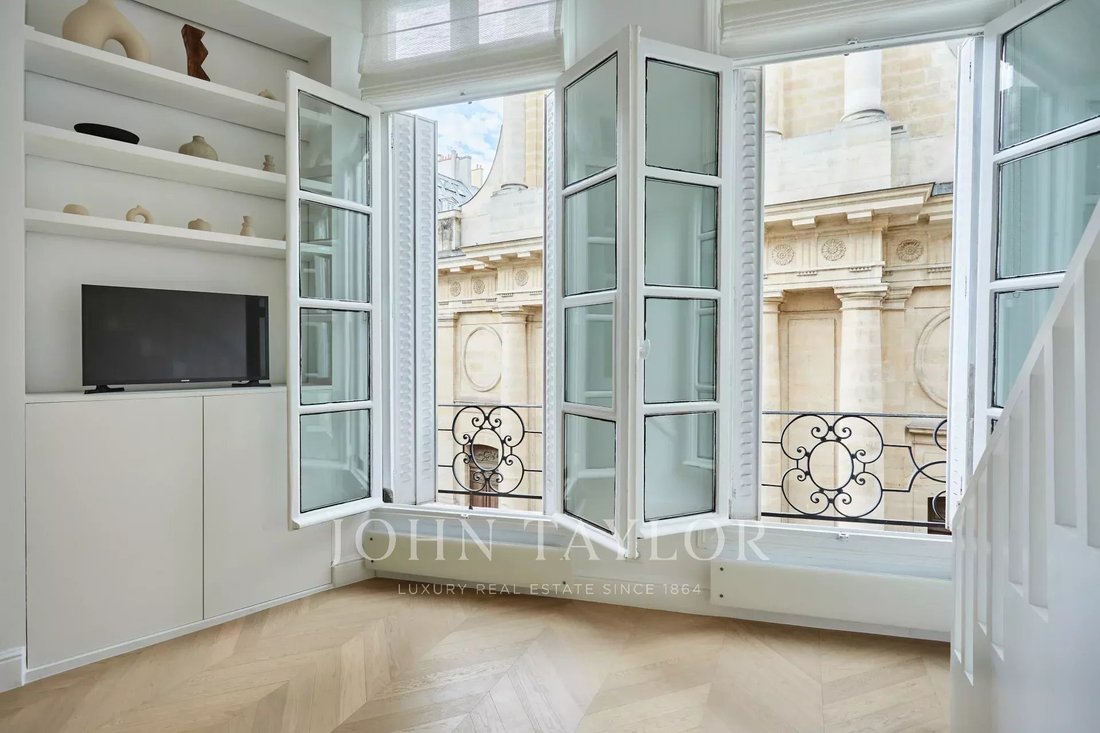 Wohnung in Triangle d'Or, Paris 8e Arrondissement, Paris 2 - 18872590