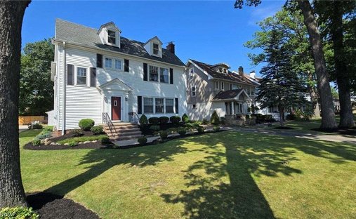 House in Lakewood, Ohio, United States 1